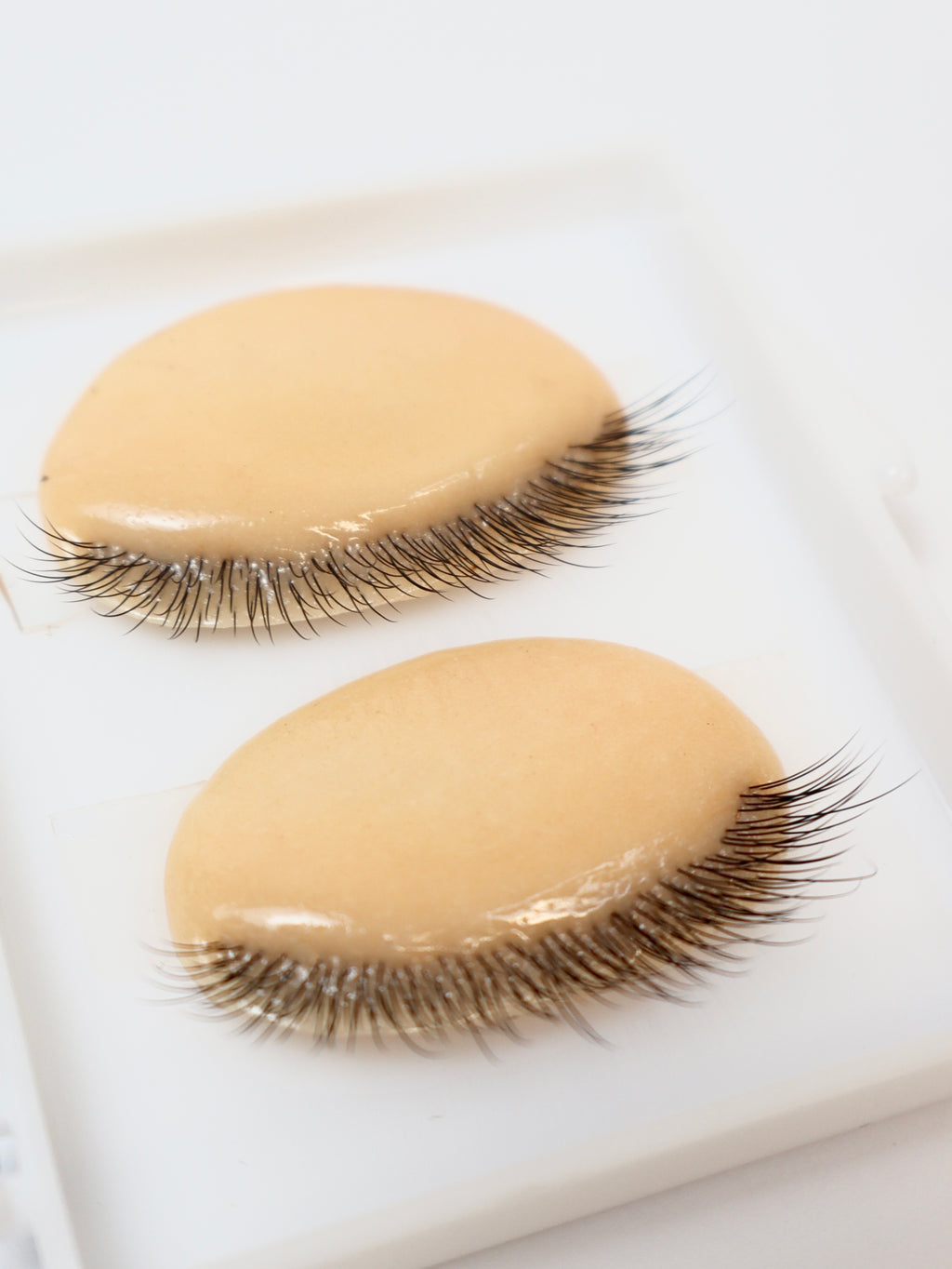 PRACTICE LASHES - 2PCS